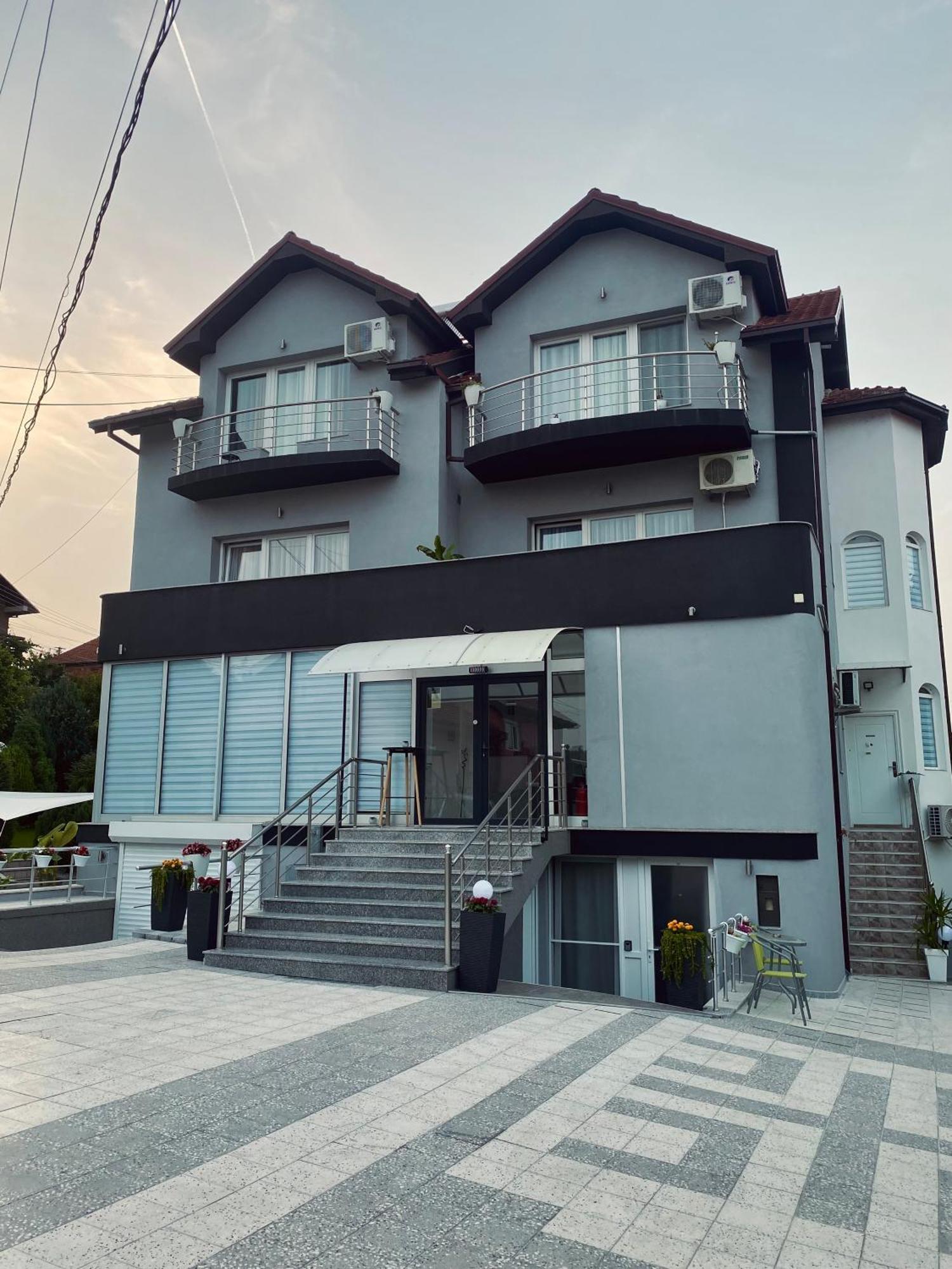 Greenhill Apartments Куманово Экстерьер фото