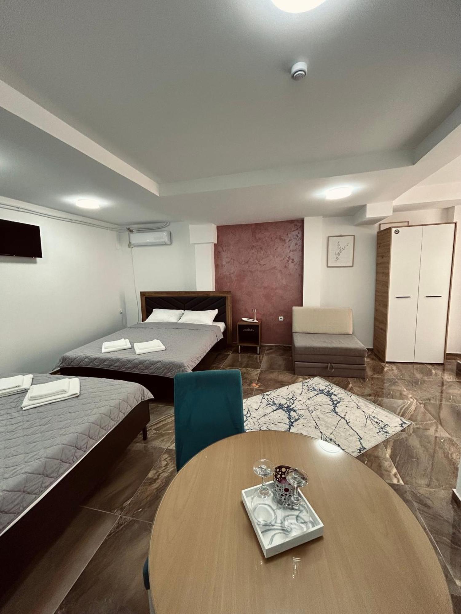 Greenhill Apartments Куманово Номер фото